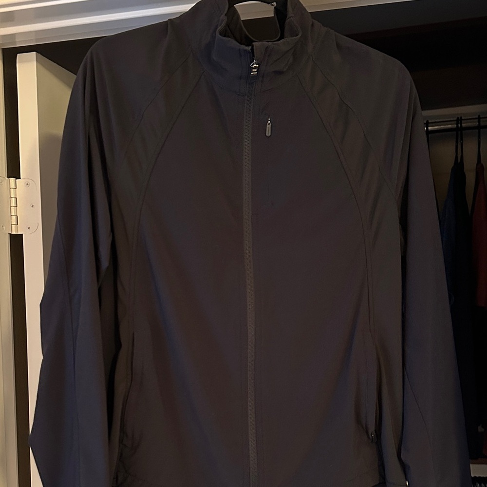 ATHLETA Women’s M Light Windbreaker